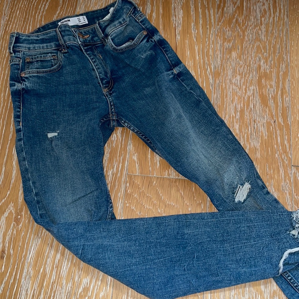 High Waisted Berksha Skinny Jeans with Distress (EUR 36, US 4, RUNS SMALL)